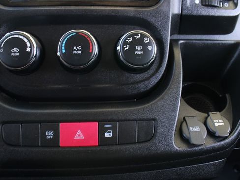 Used 2021 RAM ProMaster 1500 image 18