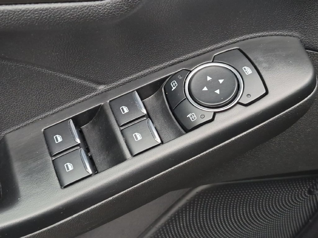 Used 2025 Ford Escape Active AWD/4WD image 13