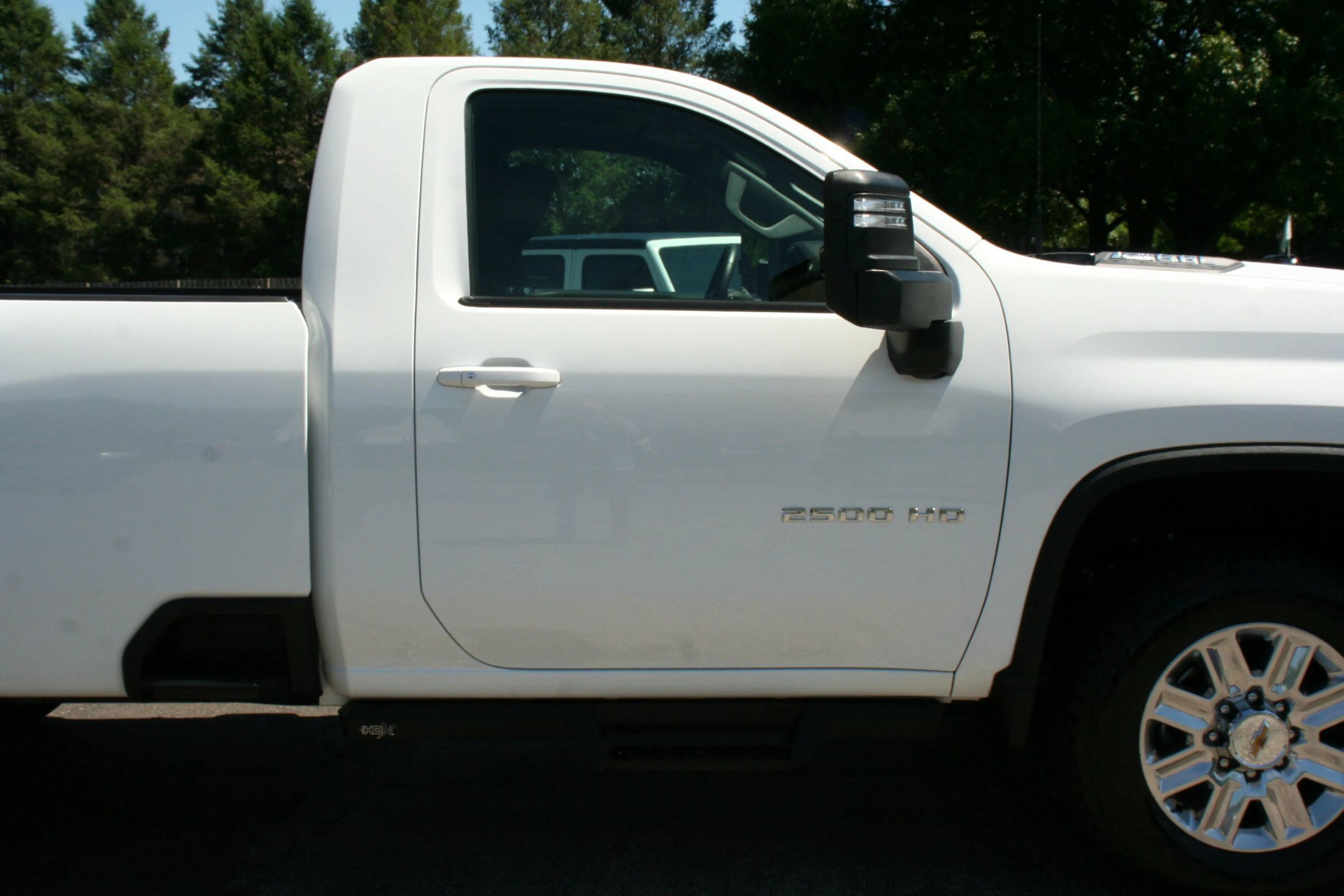 Used 2024 Chevrolet Silverado 2500 LT w/ Convenience Package AWD/4WD image 27