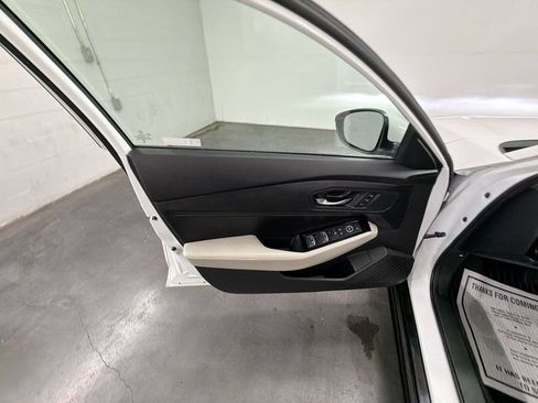 Used 2024 Honda Accord Touring image 23