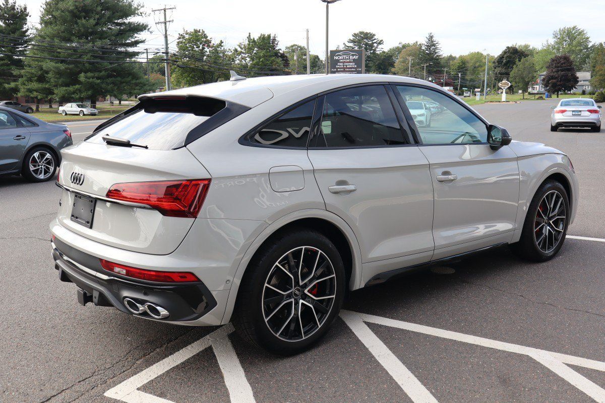 Used 2023 Audi SQ5 Prestige w/ Prestige Package AWD/4WD image 6