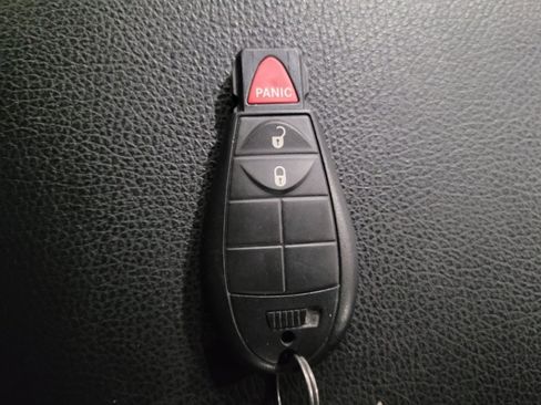 Used 2019 RAM 1500 Express w/ Express Value Package AWD/4WD image 32