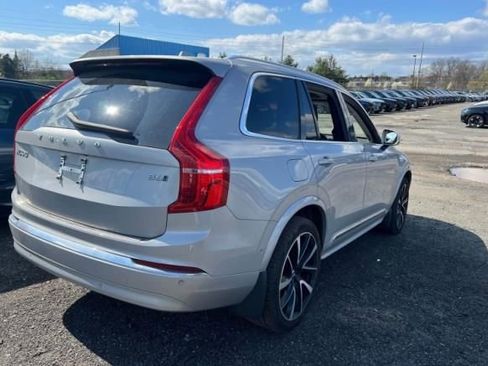 Used 2023 Volvo XC90 B6 Plus w/ Protection Package Premier image 3