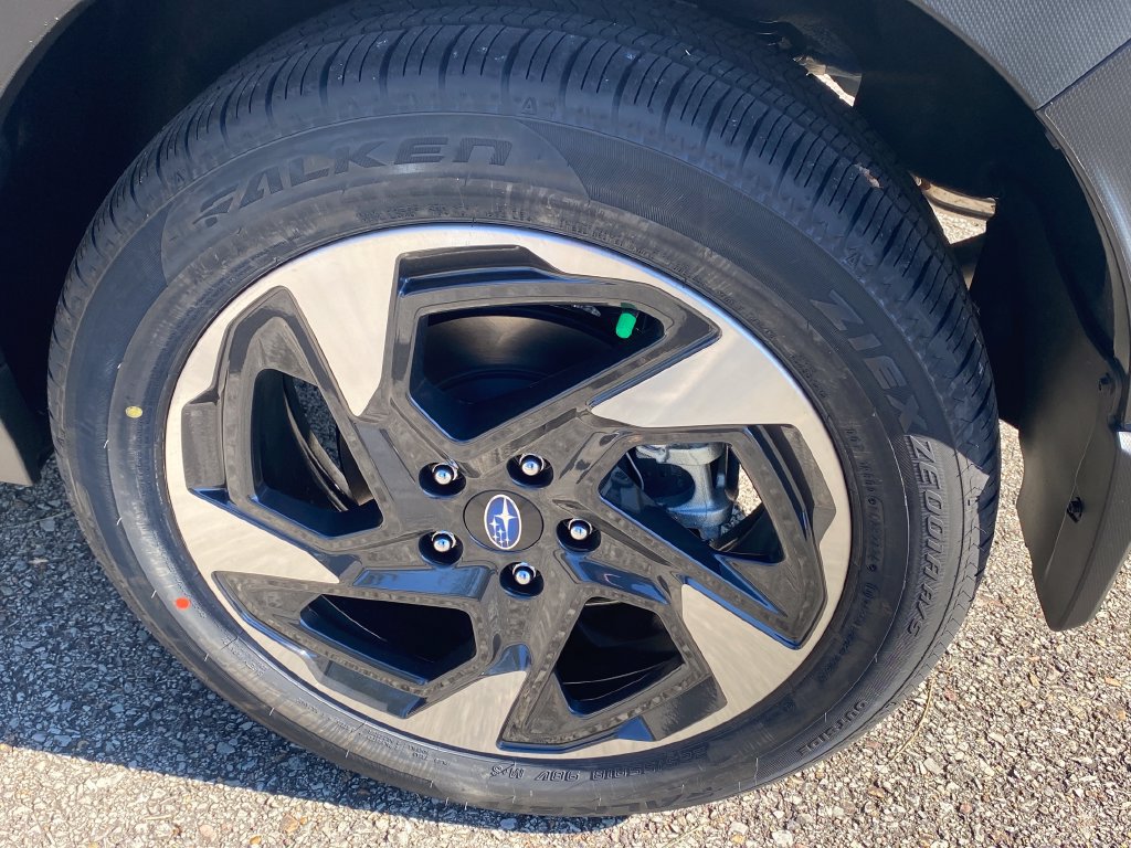 New 2027 Subaru Crosstrek 2.5i Limited AWD/4WD image 17