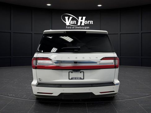 Used 2020 Lincoln Navigator L Reserve w/ Luxury Package image 14