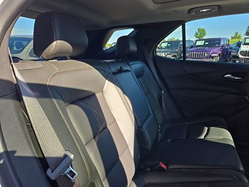 Used 2024 Chevrolet Equinox Premier AWD/4WD image 82