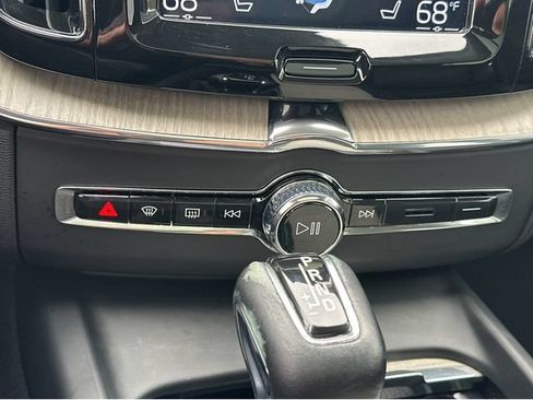Used 2020 Volvo XC60 T6 Inscription AWD/4WD image 21