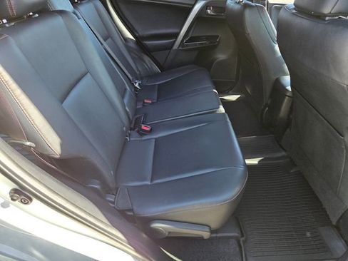 Used 2016 Toyota RAV4 SE w/ Advanced Technology Package image 14