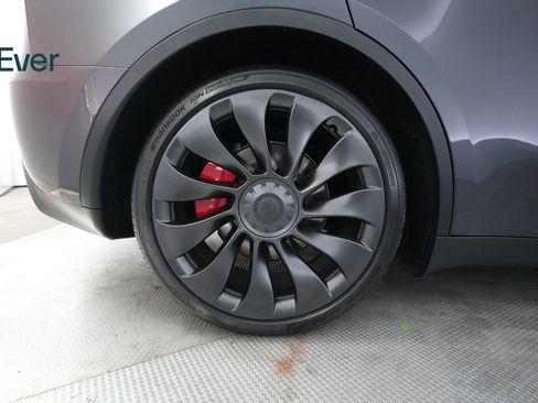 Used 2025 Tesla Model Y Performance AWD/4WD image 22