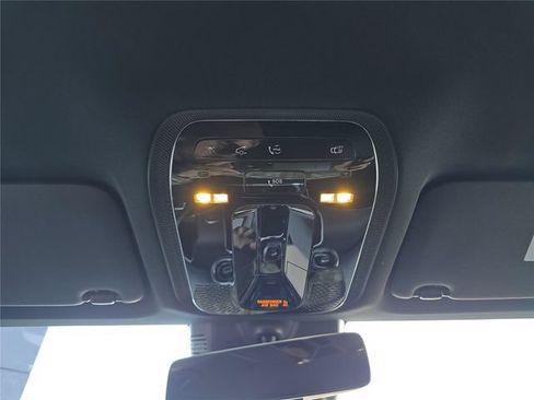 Used 2026 Mercedes-Benz GLC 300 4MATIC image 29
