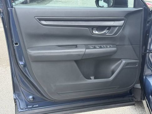 Used 2025 Honda CR-V EX image 34