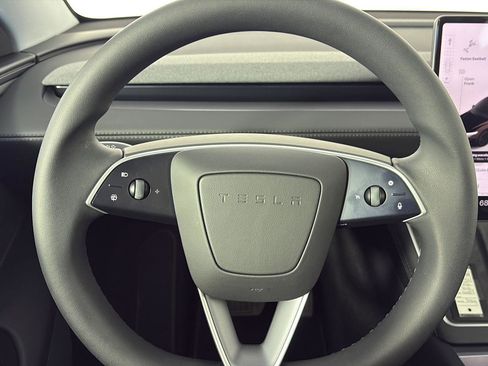 Used 2026 Tesla Model Y Long Range AWD/4WD image 37