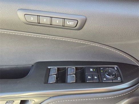 Used 2024 Lexus NX 250 FWD w/ Premium Package image 18