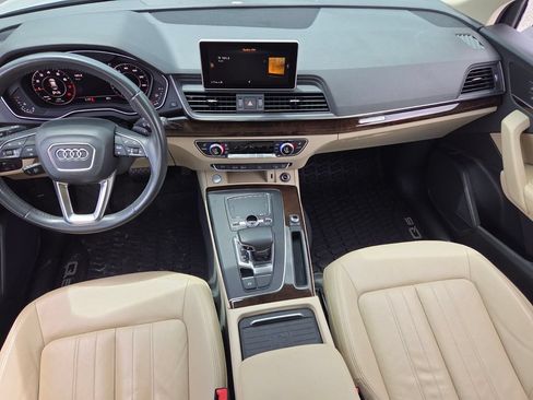 Used 2019 Audi Q5 2.0T Premium Plus w/ Premium Plus Package AWD/4WD image 7