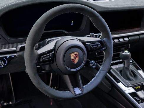 Certified 2026 Porsche 911 GT3 RWD image 12
