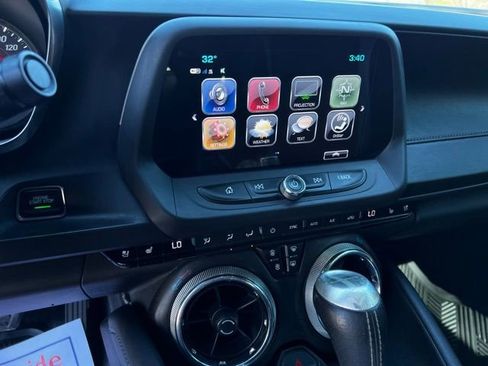 Used 2017 Chevrolet Camaro SS image 31