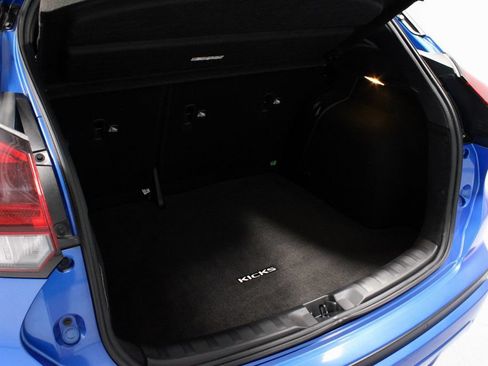 Certified 2023 Nissan Kicks SR w/ SR Premium Package FWD image 12