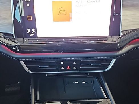 New 2026 Volkswagen Atlas SEL image 33