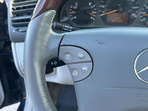 Used 2001 Mercedes-Benz CLK 320 Cabriolet w/ K2 Opt Pkg image 25