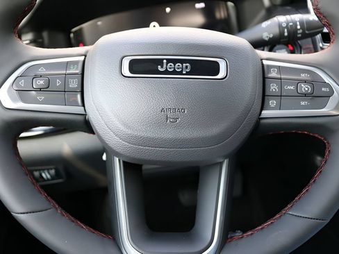 New 2026 Jeep Compass Trailhawk w/ Sun, Sound & Navigation Group AWD/4WD image 20