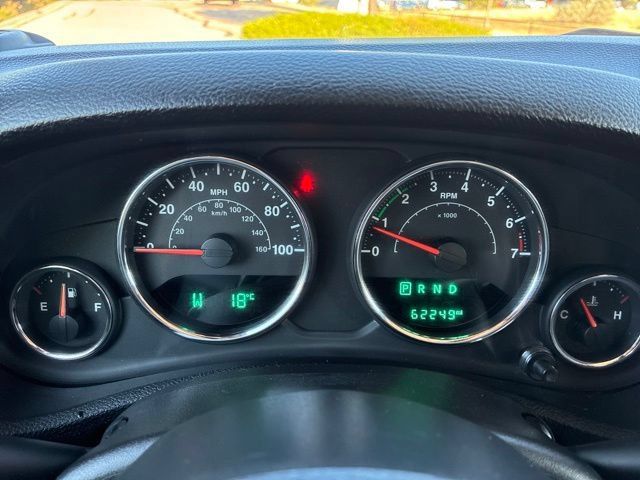 Used 2018 Jeep Wrangler Unlimited Rubicon AWD/4WD image 38
