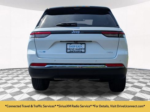Used 2022 Jeep Grand Cherokee Limited 4xe w/ Luxury Tech Group II AWD/4WD image 17