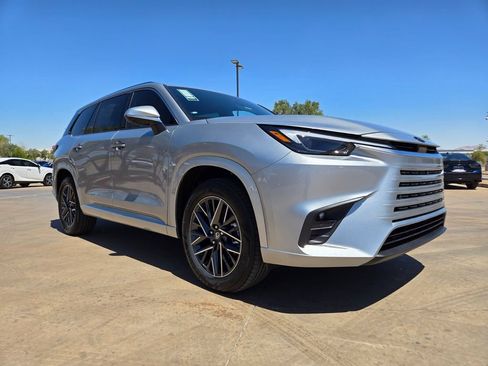 New 2026 Lexus TX 350 AWD image 2