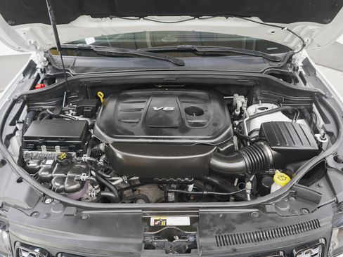 Used 2018 Jeep Grand Cherokee Altitude AWD/4WD image 30