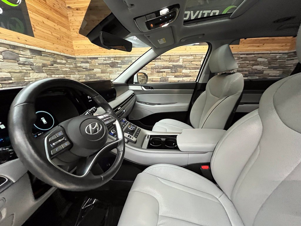 Used 2023 Hyundai Palisade SEL w/ Premium Package AWD/4WD image 19
