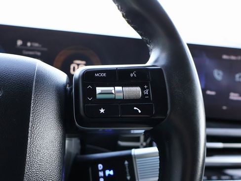 Used 2024 Hyundai Santa Fe SE image 30