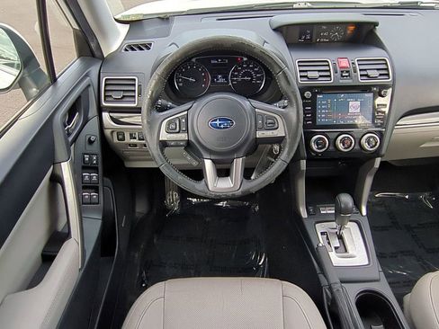 Used 2017 Subaru Forester 2.5i Limited image 14