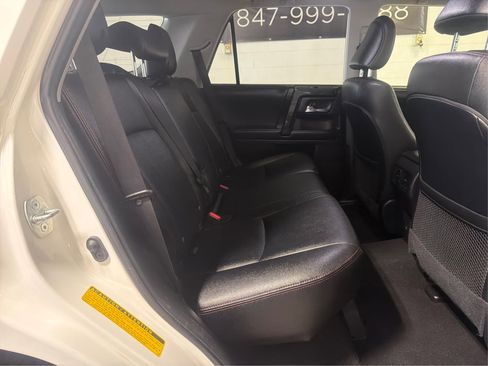 Used 2020 Toyota 4Runner Venture w/ Moonroof Package AWD/4WD image 15