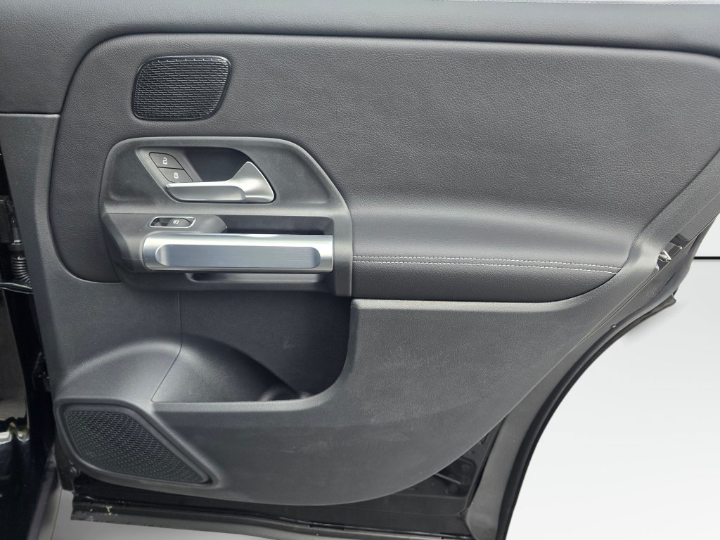 New 2026 Mercedes-Benz GLB 250 4MATIC image 22