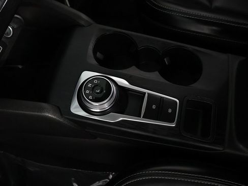 Used 2024 Ford Escape Platinum AWD/4WD image 48