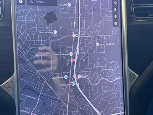 Used 2016 Tesla Model X 90D image 15