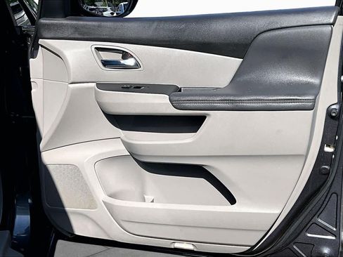 Used 2016 Honda Odyssey EX-L image 23