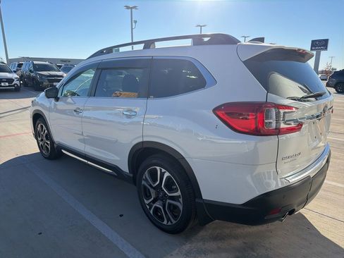 Used 2023 Subaru Ascent Touring image 4