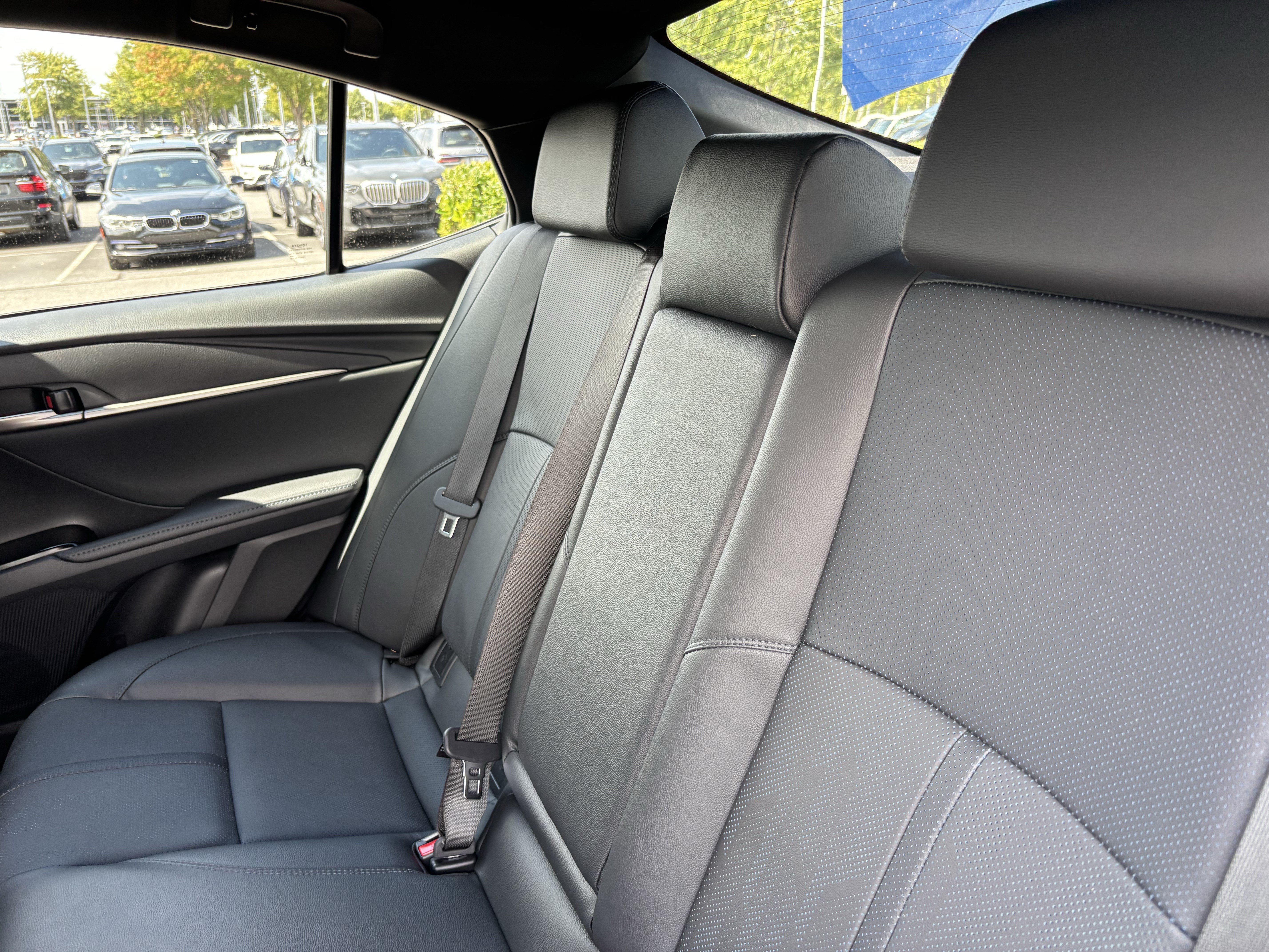 Used 2025 Toyota Camry XSE FWD image 32