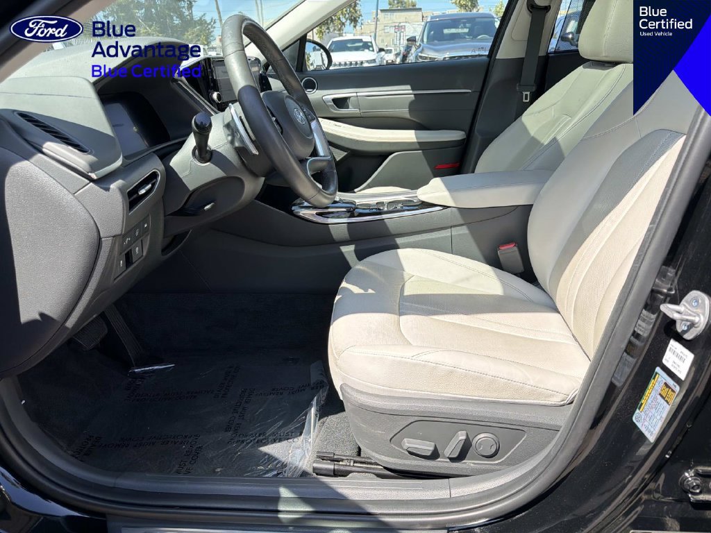 Used 2023 Hyundai Sonata Limited w/ Cargo Package FWD image 23