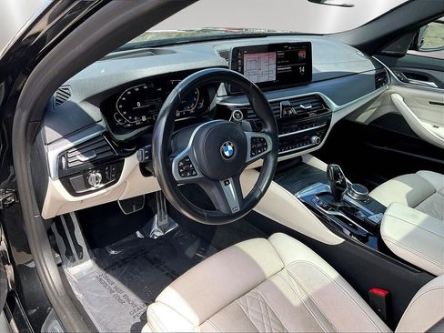 Used 2022 BMW 540i xDrive w/ M Sport Package AWD/4WD image 17