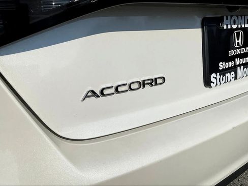 Used 2023 Honda Accord EX image 31
