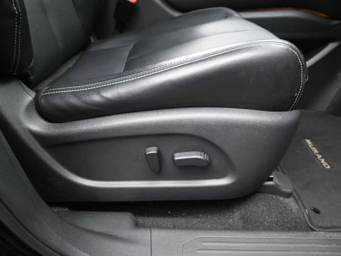 Used 2022 Nissan Murano SL w/ SL Moonroof Package image 16