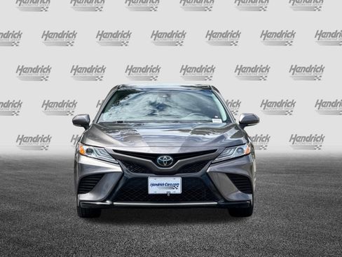 Used 2020 Toyota Camry XSE w/ Blackout Package FWD image 10