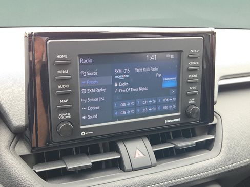 Certified 2022 Toyota RAV4 LE image 26