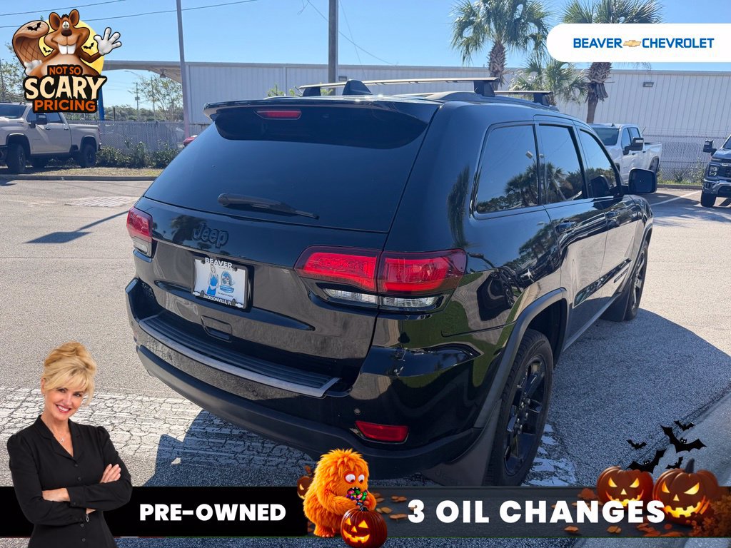 Used 2018 Jeep Grand Cherokee Laredo AWD/4WD image 4