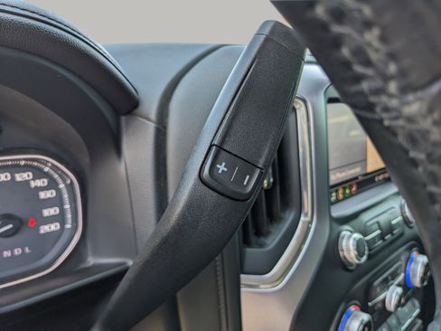 Used 2019 GMC Sierra 1500 SLT w/ SLT Premium Plus Package AWD/4WD image 25