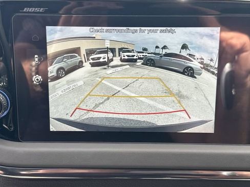 Used 2025 Hyundai Santa Fe Limited image 21