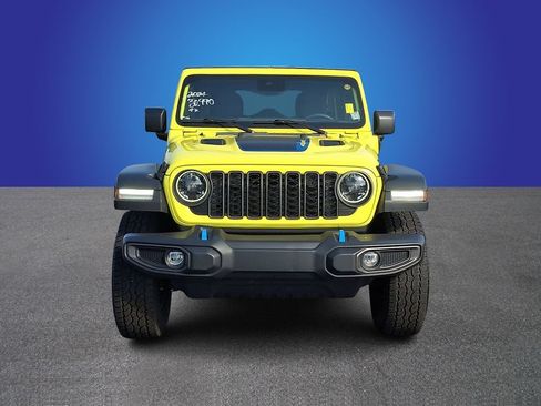 Used 2024 Jeep Wrangler Unlimited Rubicon 4xe AWD/4WD image 2