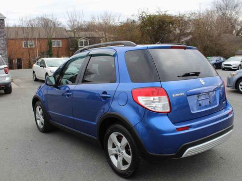 Used 2012 Suzuki SX4 AWD Hatchback image 11