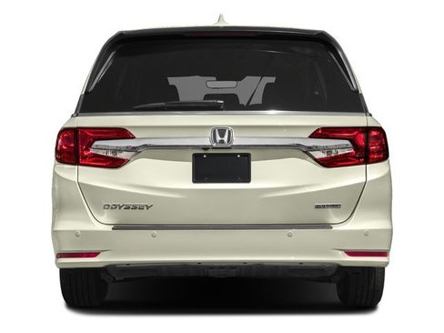 Used 2018 Honda Odyssey Touring image 5